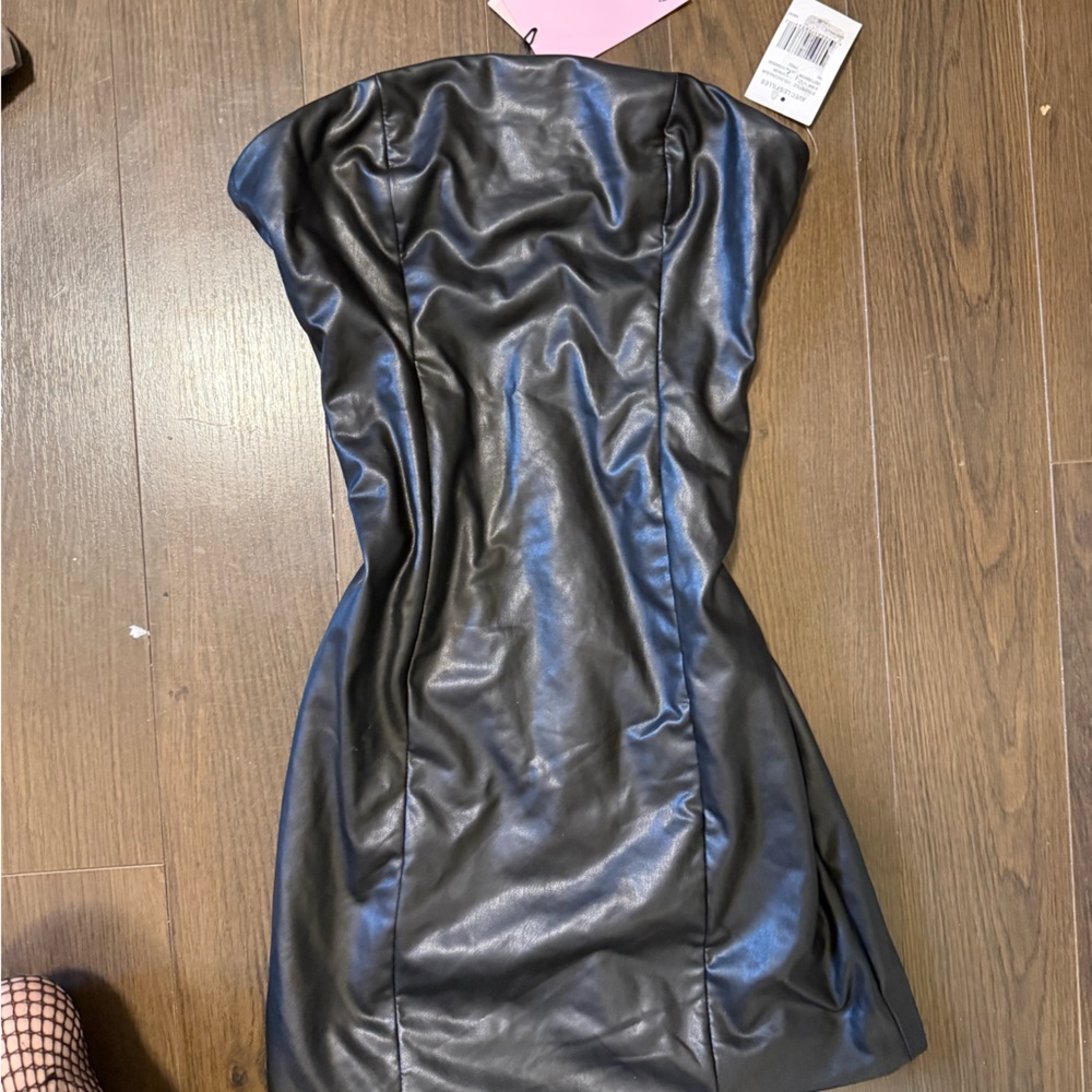 Avec Les Filles Black Strapless Dress